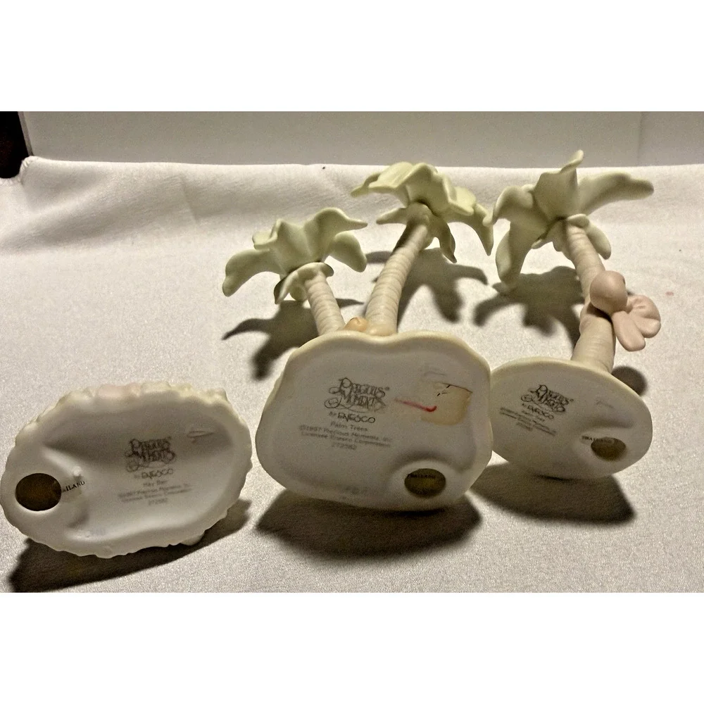 Precious Moments Nativity Hay Bail and Palm Trees #272582 Missing Baby Food